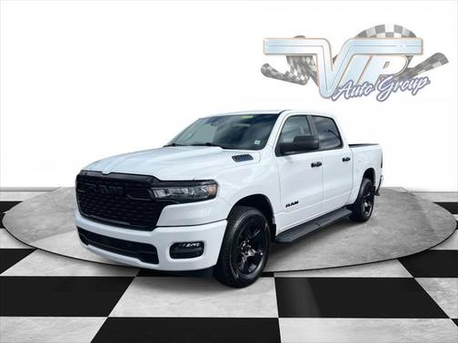 2025 RAM 1500 Tradesman Crew Cab 4x4 57' Box