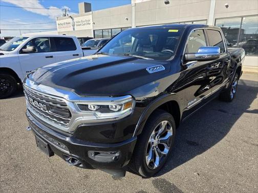2023 RAM 1500 Limited Crew Cab 4x4 57' Box