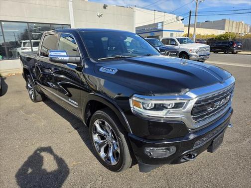 2023 RAM 1500 Limited Crew Cab 4x4 57' Box