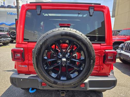 2024 Jeep Wrangler 4xe Sahara 4xe