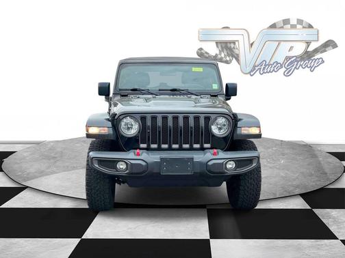Black Clearcoat 2020 Jeep Wrangler Rubicon