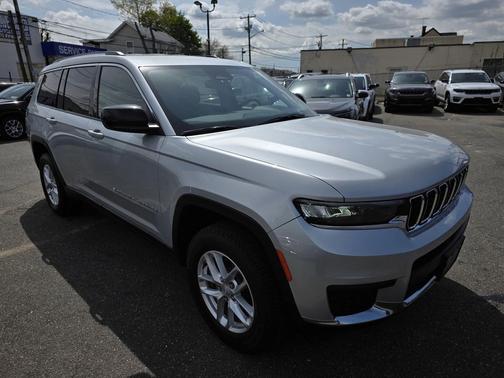 Silver Zynith 2022 Jeep Grand Cherokee L Laredo