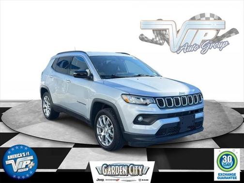 2024 Jeep Compass Latitude Lux FWD