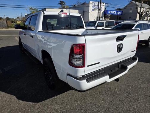 2023 RAM 1500 Big Horn Crew Cab 4x4 57' Box