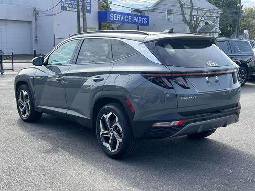 Hampton Gray 2024 Hyundai TUCSON Limited