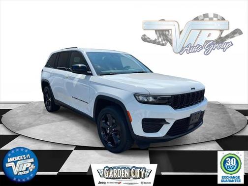 2022 Jeep Grand Cherokee Altitude 4x4