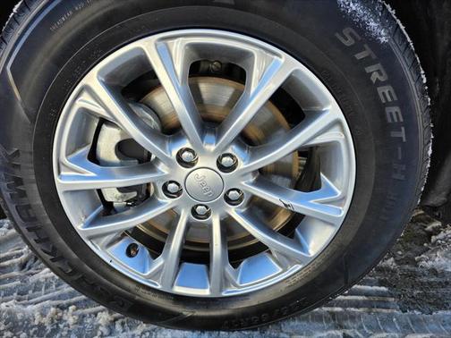 2022 Jeep Cherokee Latitude Lux 4x4