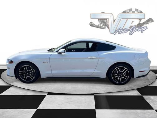 Oxford White 2021 Ford Mustang GT Premium