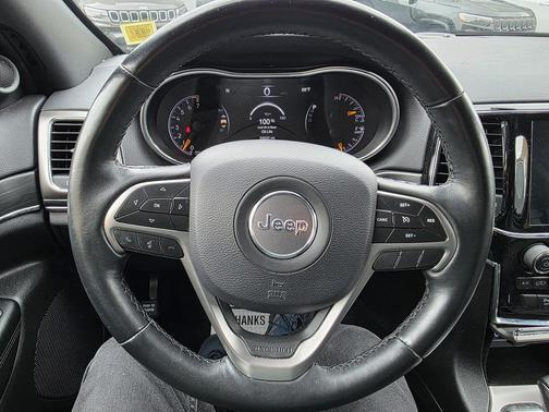 Diamond Black Crystal Pearlcoat 2019 Jeep Grand Cherokee Limited
