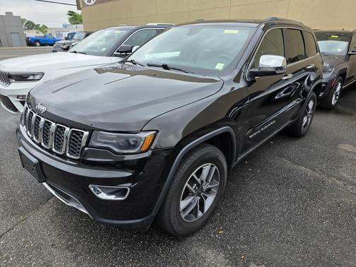 Diamond Black Crystal Pearlcoat 2019 Jeep Grand Cherokee Limited