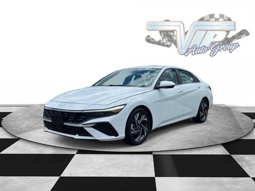 Serenity White 2025 Hyundai ELANTRA SEL