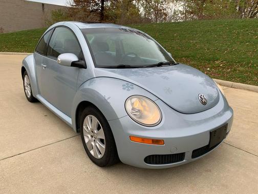 2010 Volkswagen New Beetle 2.5L