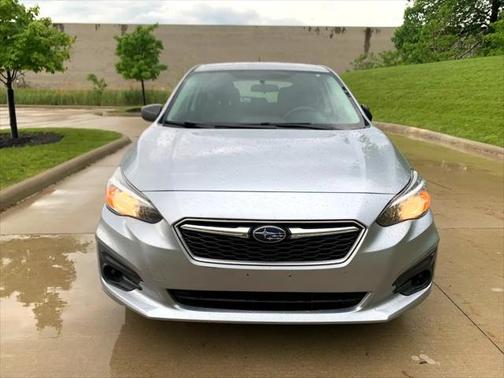 2017 Subaru Impreza 2.0i