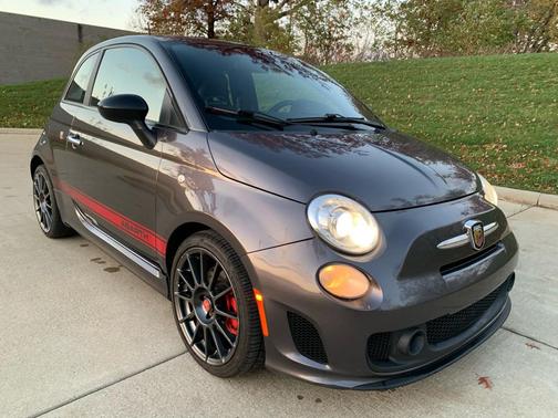 2015 FIAT 500 Abarth