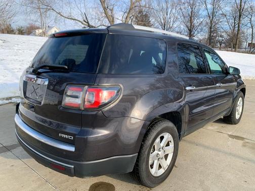 2016 GMC Acadia SLE-1