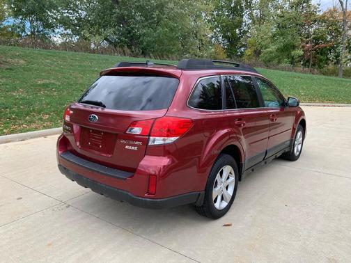 2014 Subaru Outback 2.5i Limited