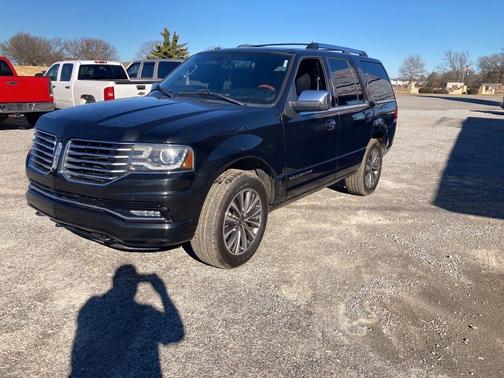 Photo 3 of 27 of 2015 Lincoln Navigator Base