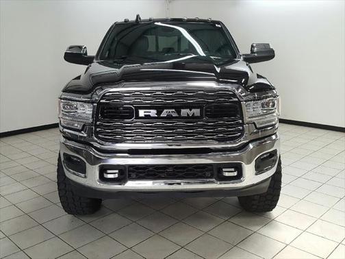 Photo 2 of 28 of 2020 RAM 2500 Limited
