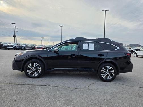 2022 Subaru Outback Touring