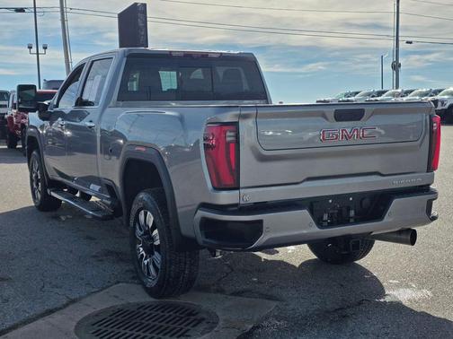 2024 GMC Sierra 2500 Denali