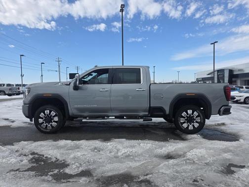 2024 GMC Sierra 2500 Denali