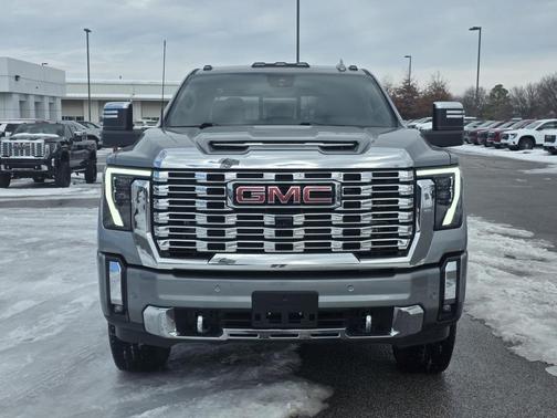 2024 GMC Sierra 2500 Denali