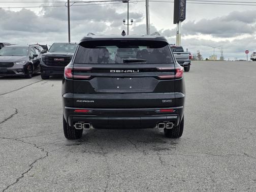 2026 GMC Acadia Denali