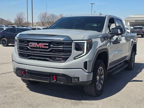 Thunderstorm Gray 2024 GMC Sierra 1500 AT4
