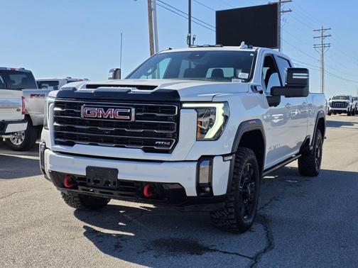 2024 GMC Sierra 2500 AT4