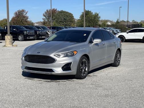 2019 Ford Fusion SEL