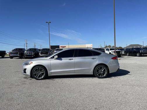 2019 Ford Fusion SEL