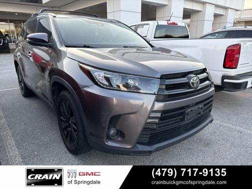 2019 Toyota Highlander SE