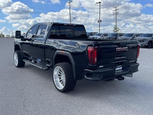 2023 GMC Sierra 2500 Denali