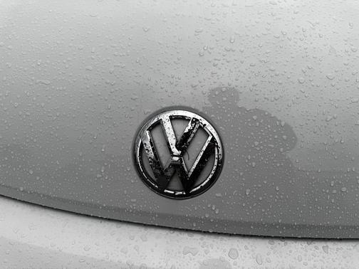2019 Volkswagen Beetle 2.0T SE