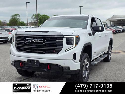 Summit White 2023 GMC Sierra 1500 AT4