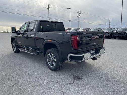 2025 GMC Sierra 2500 SLT