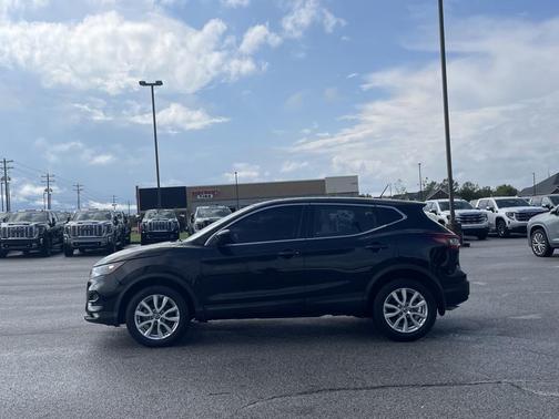 2021 Nissan Rogue Sport S