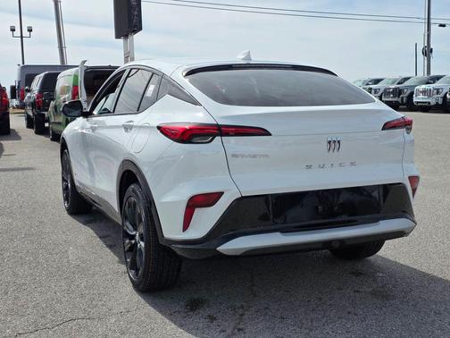 Summit White 2026 Buick Envista Sport Touring FWD