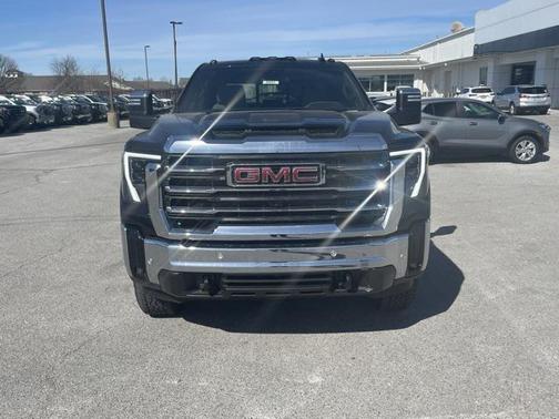 2025 GMC Sierra 2500 SLT