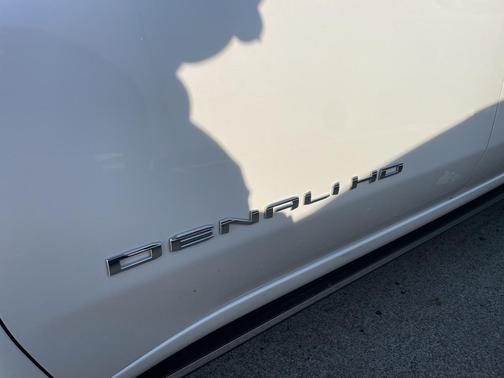 2023 GMC Sierra 2500 Denali
