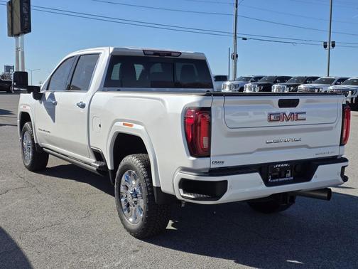 2023 GMC Sierra 2500 Denali