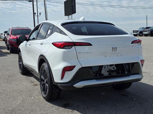 Summit White 2026 Buick Envista Sport Touring FWD