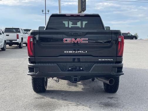 2025 GMC Sierra 2500 Denali