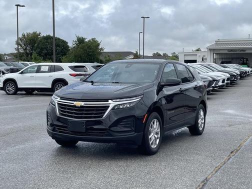 2023 Chevrolet Equinox LS