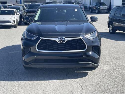 2022 Toyota Highlander L