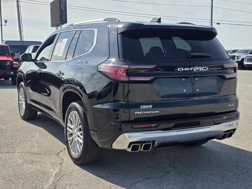 2025 GMC Acadia Denali