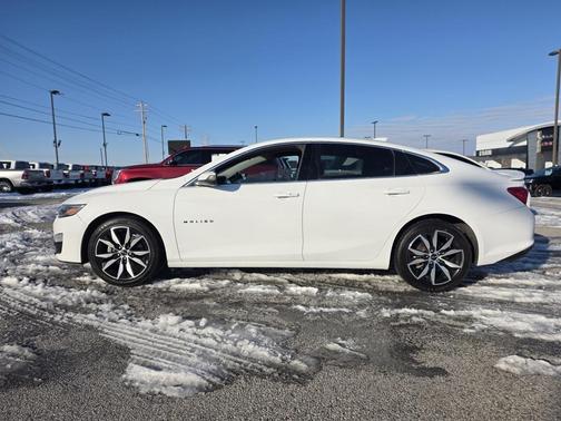 2022 Chevrolet Malibu FWD RS
