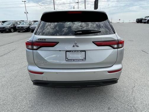 2024 Mitsubishi Outlander ES 2.5 2WD