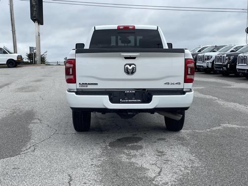 2023 RAM 2500 Laramie Crew Cab 4x4 6'4' Box