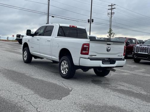 2023 RAM 2500 Laramie Crew Cab 4x4 6'4' Box